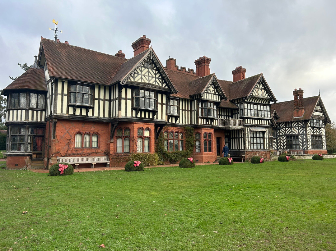 Wightwick Manor and Gardens-沃尔夫汉普顿必去景点