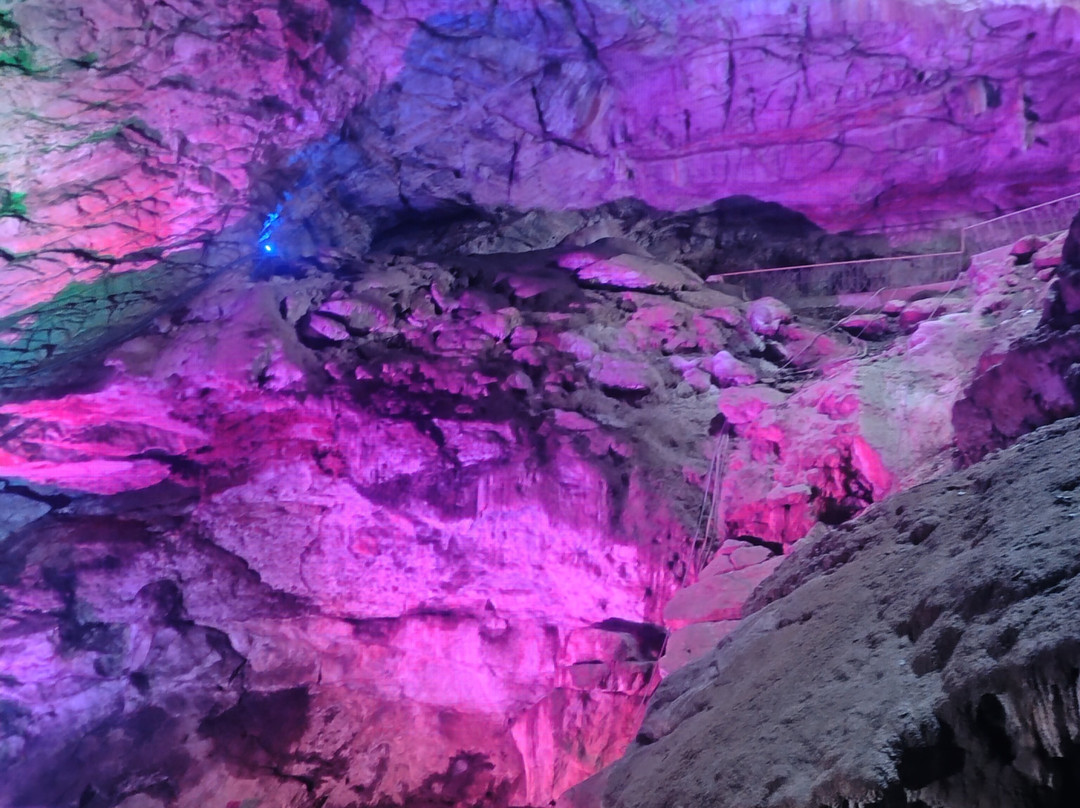 Borra Caves-维沙哈巴南必去景点