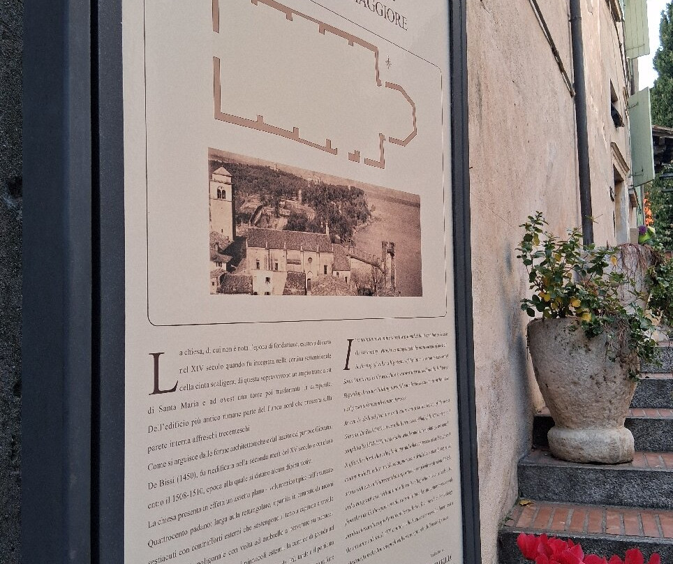 Chiesa Parrocchiale di Santa Maria Maggiore-锡尔苗内必去景点