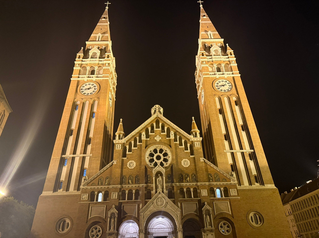 Dóm Tér-塞格德必去景点