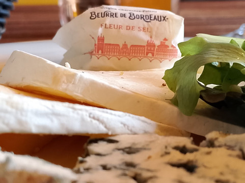 La guinguette à Jaud