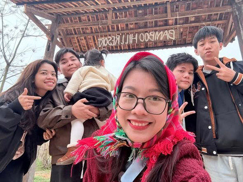 Bamboo Hill Restaurant & Coffe