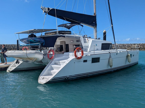 Whitsunday Getaways-艾尔利滩必去景点