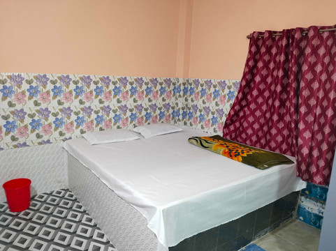 SPOT ON 42069 Hotel Srijan