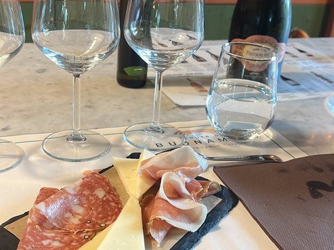 Buonamico Tenuta-Montecarlo必去景点