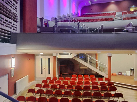 The Old Savoy - Home of The Deco Theatre-北安普敦必去景点