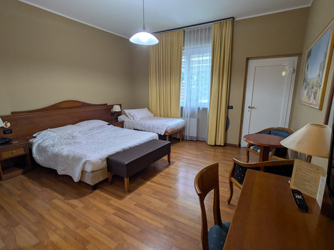 德拉威乐酒店主图