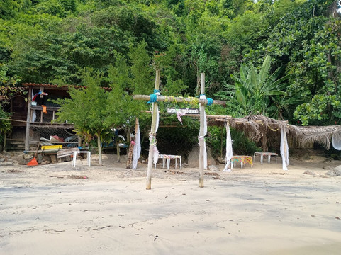 Praia Ilha do Pelado-帕拉地必去景点