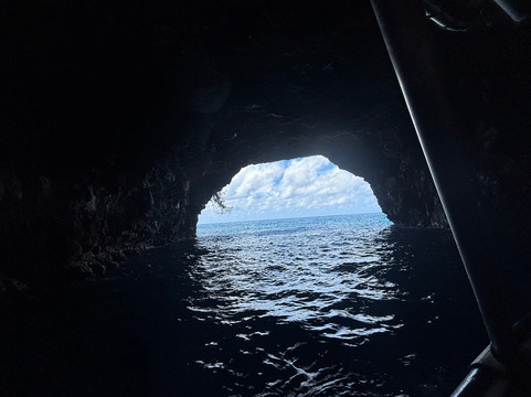 Tahiti Boat Excursion & Surf-Vairao必去景点