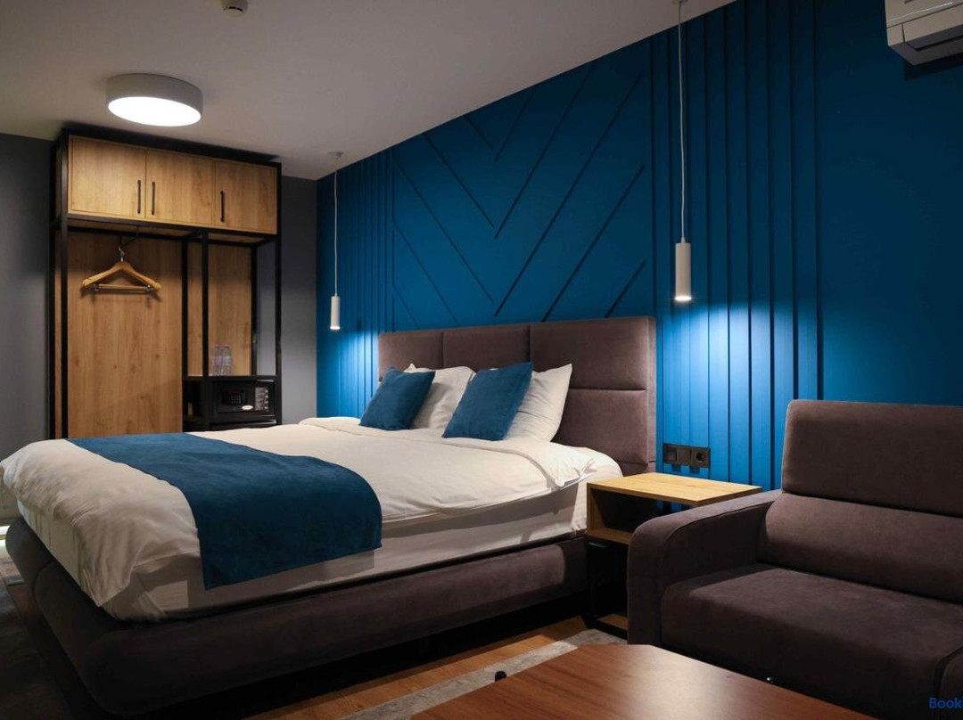 PREMIUM Hotel, Mediterranean Food & Mezze Bar