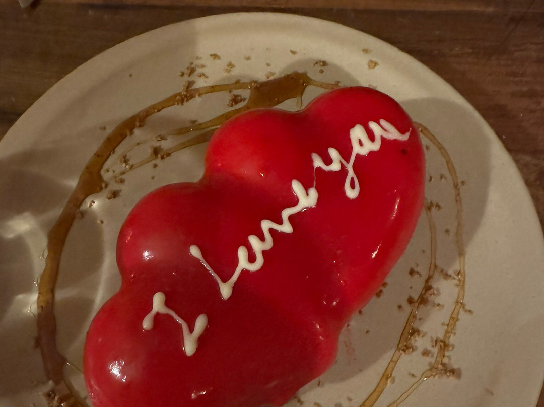 阿特拉斯古堡生态旅馆主图