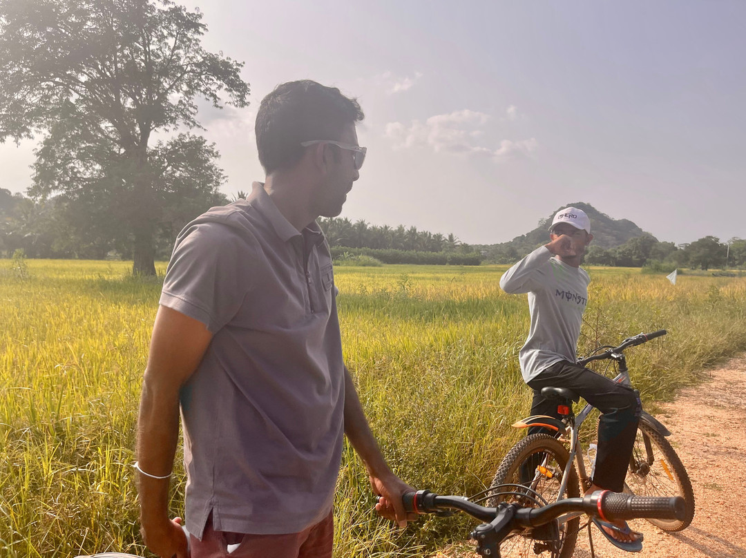 Biwonway Travels-Divulapitiya必去景点