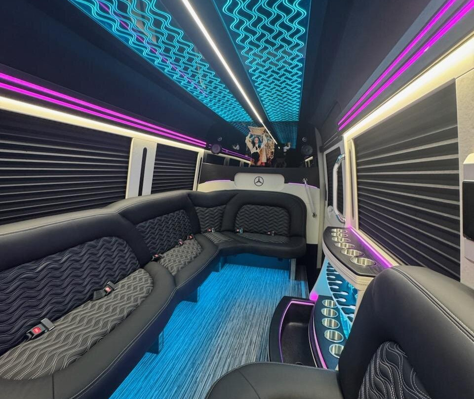 Dreamride Luxury Limos & Partybus Fort Lauderdale, Plam Beach, Miami-劳德代尔堡必去景点