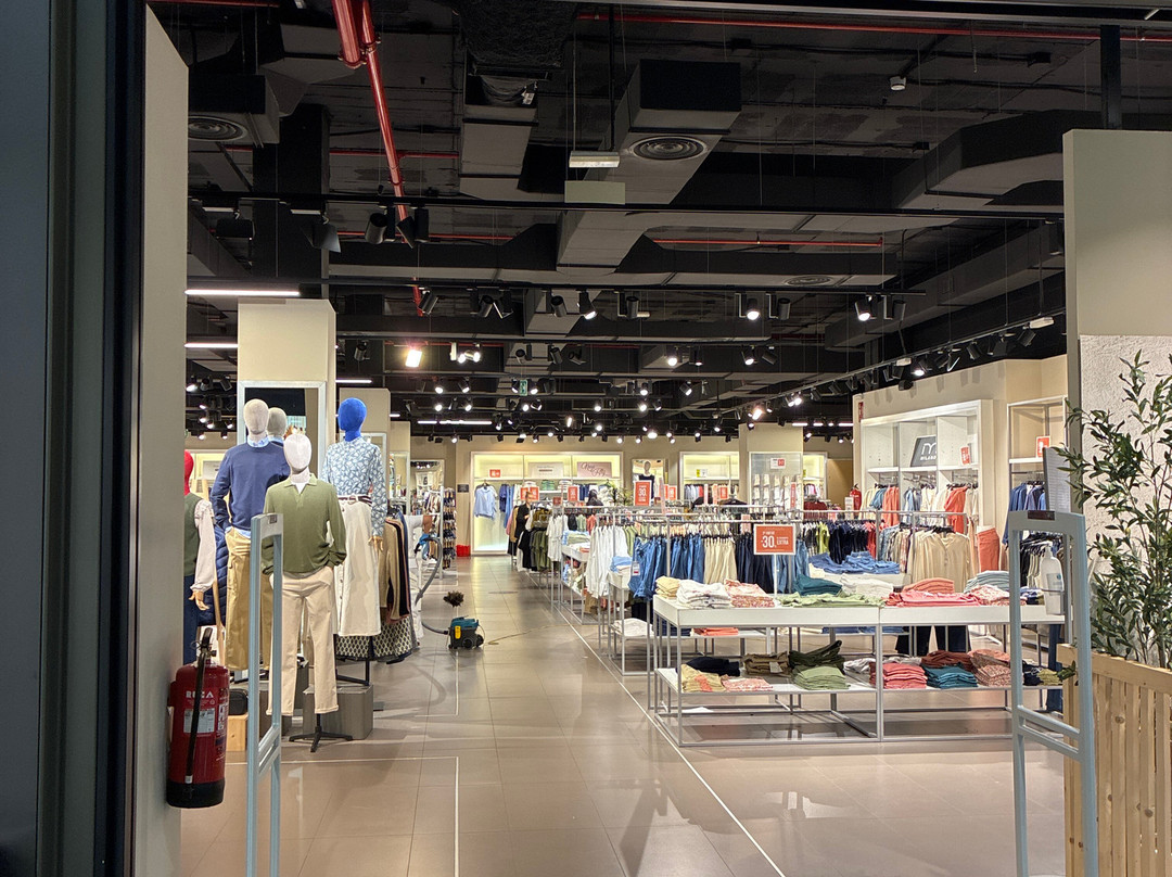 Gran Jonquera-拉洪克拉必去景点