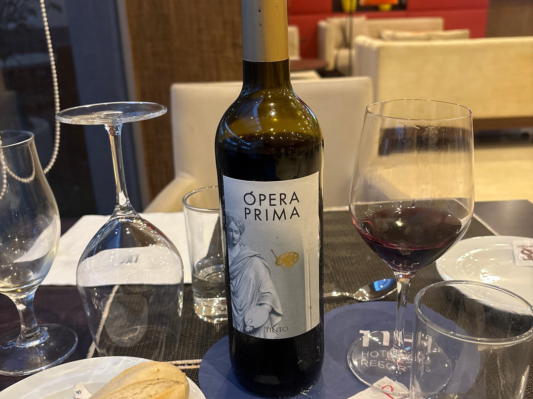 直布罗陀酒店主图