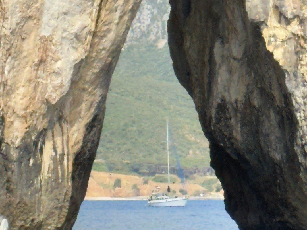 Warung Boat Tours-Masua必去景点