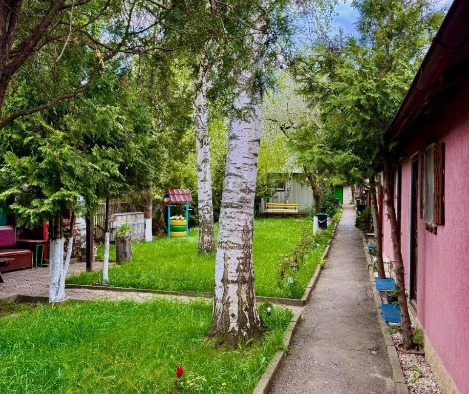 帕拉迪苏尔索菲里罗营地旅馆