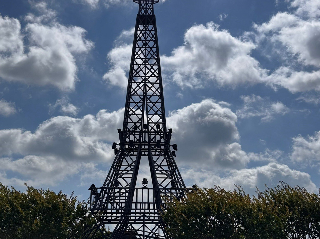 Eiffel Tower Paris Texas-巴黎必去景点