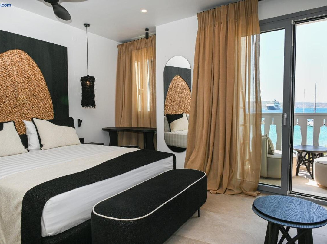 ASTREA Relax Suites