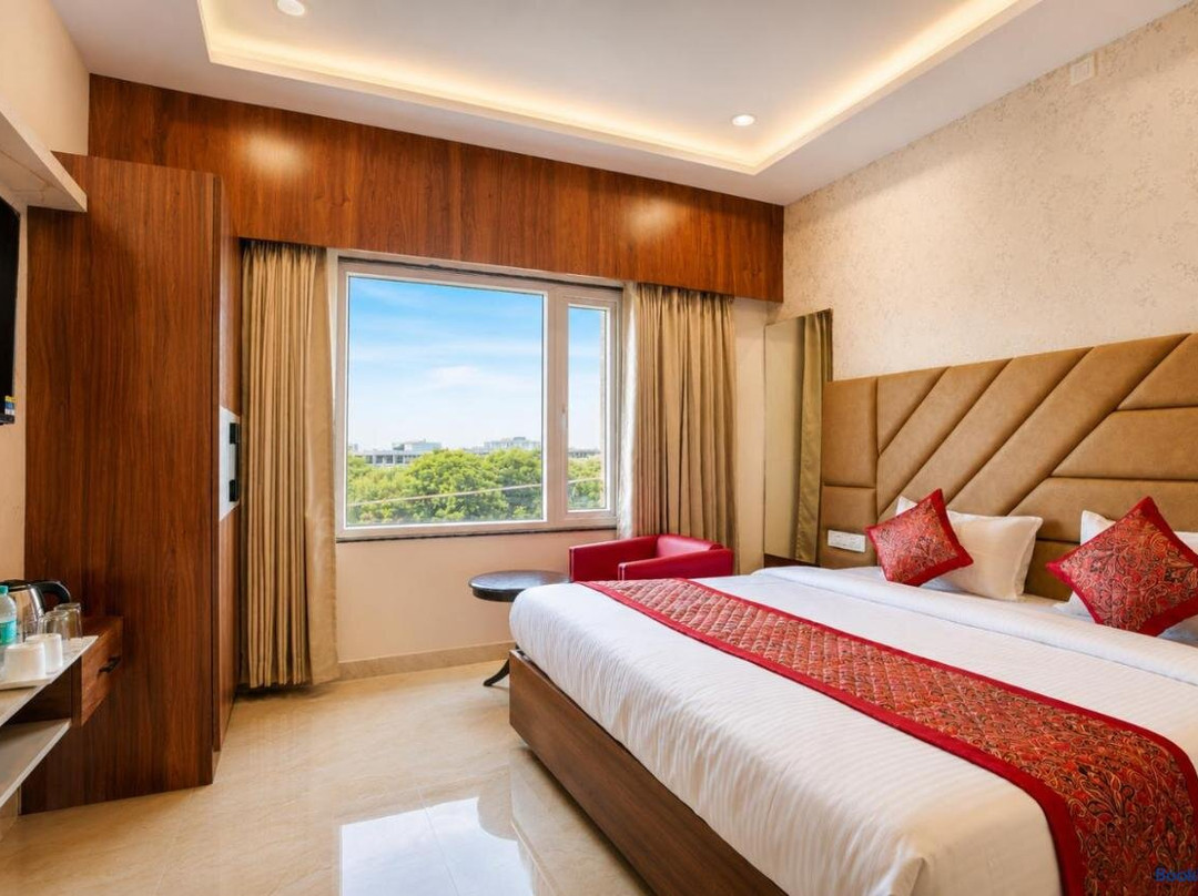 Hotel Pride & Restaurant