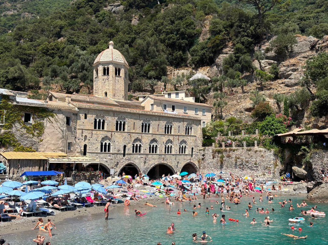 Baia Di San Fruttuoso-卡莫利必去景点