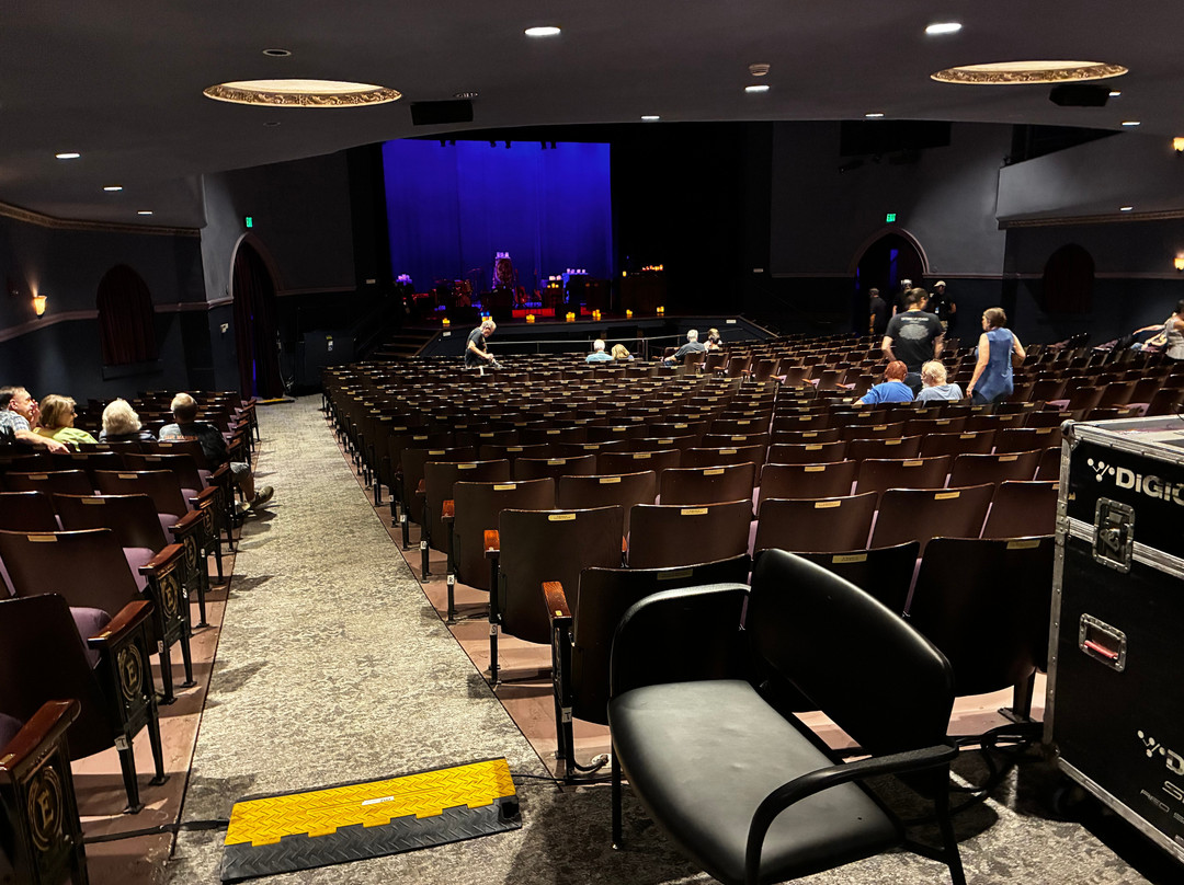 The Englert Theater-爱荷华城必去景点