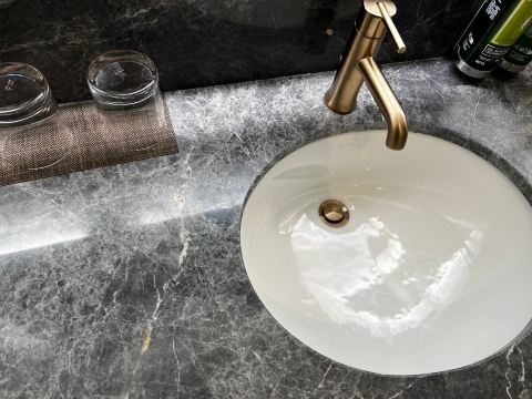 温哥华交流酒店-浴室