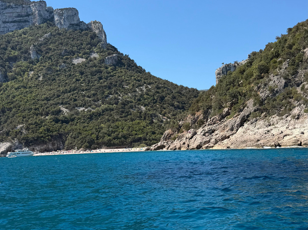 Cala Sisine-Baunei必去景点