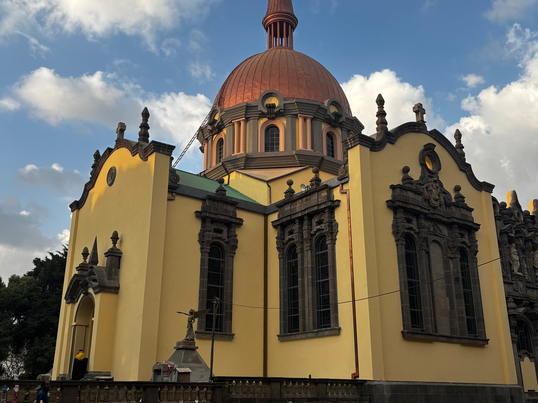 Holy Trinity Cathedral-亚的斯亚贝巴必去景点