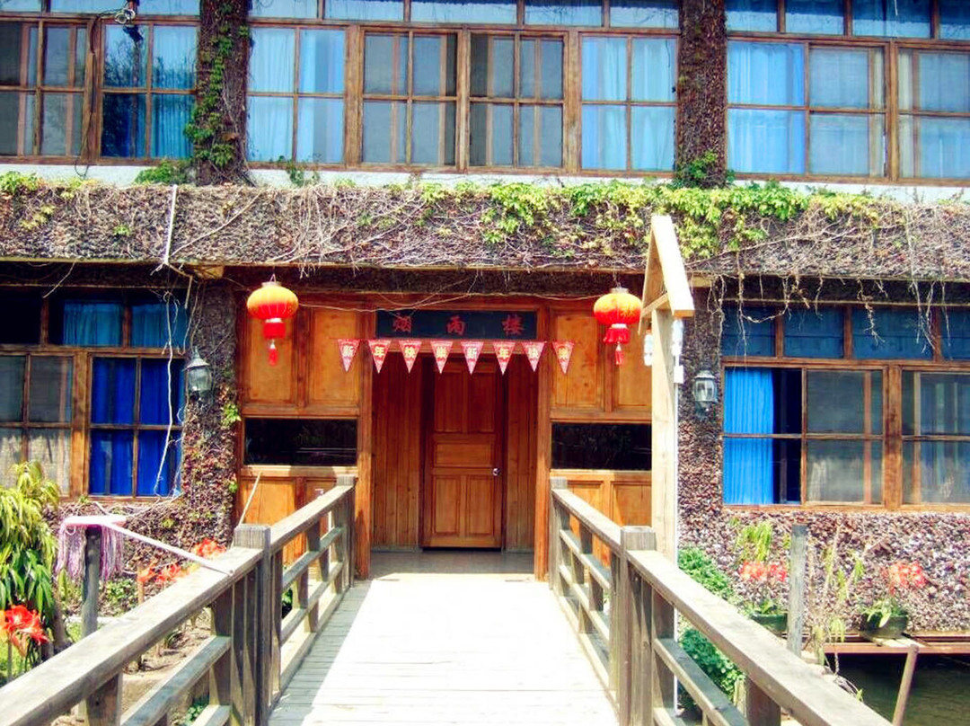 乐东桃花园度假酒店主图