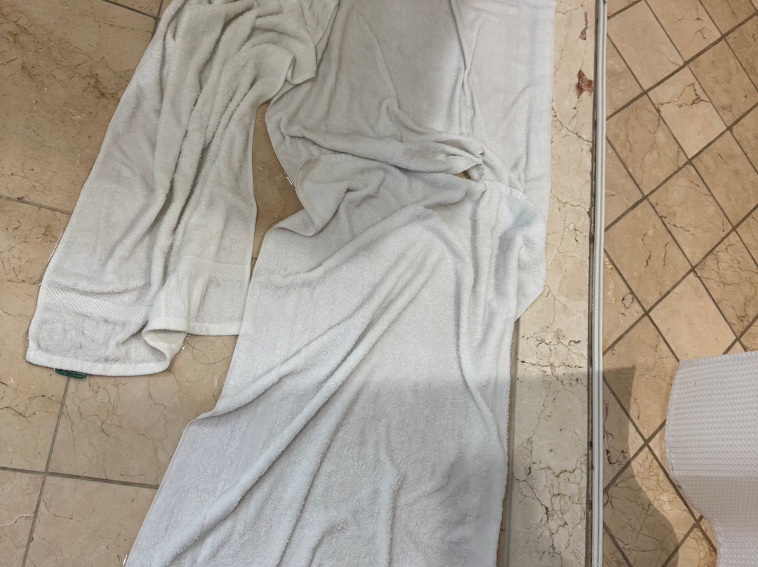 马可海滨度假酒店主图