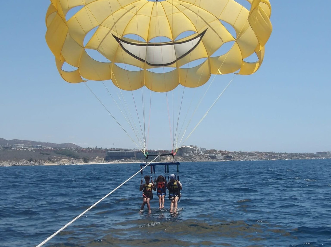 Happy Flights Cabo Parasailing-卡波圣卢卡斯必去景点