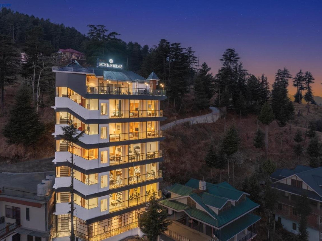 Hotel Mountain Mirage