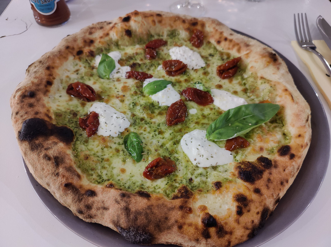 Loupino Pizza