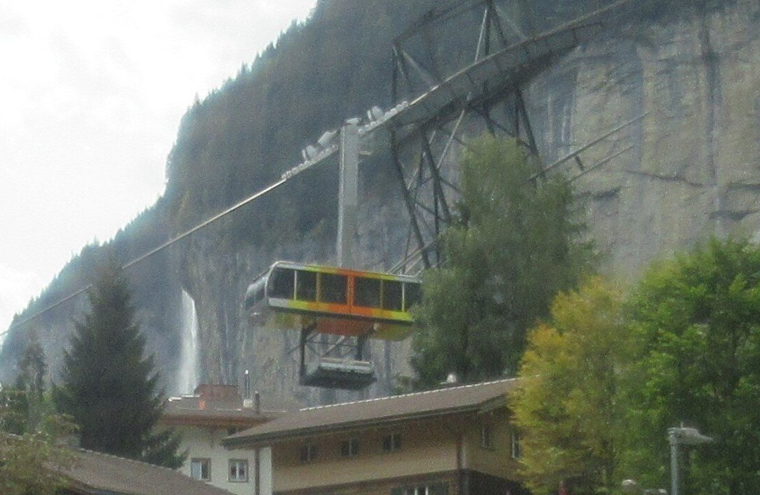 Luftseilbahn Lauterbrunnen - Grütschalp-劳特布龙嫩必去景点