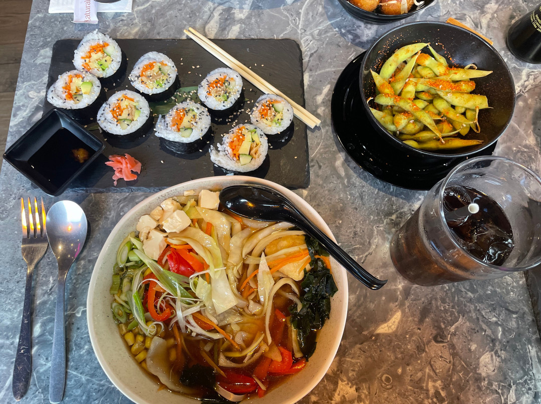 Kaizen Burger & Sushi