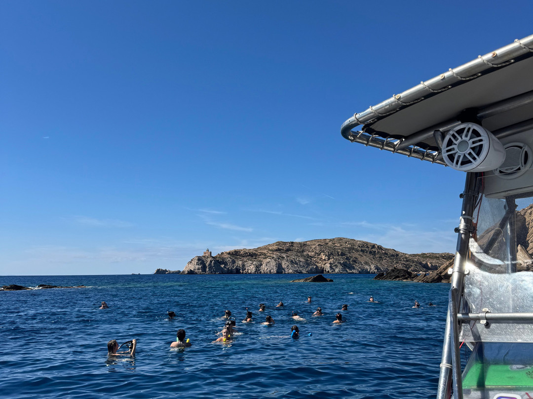Meltemi Boat Tours, Watersports & Diving-Milopotas必去景点