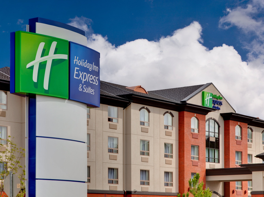 Holiday Inn Express & Suites Whitecourt Southeast By IHG主图