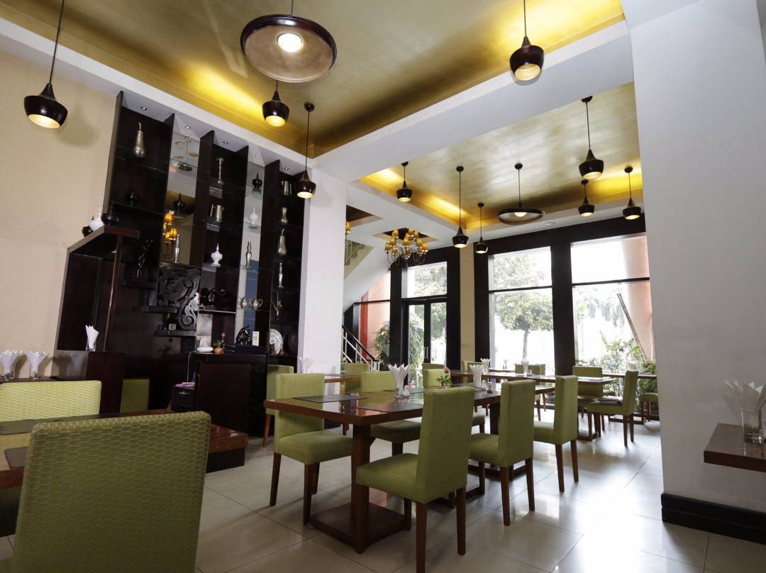 Pabedan酒店住宿-东方大酒店