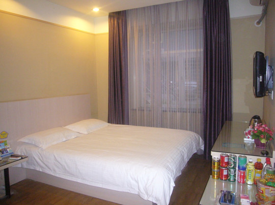 营口艾居金洋连锁酒店大石桥哈大南路店