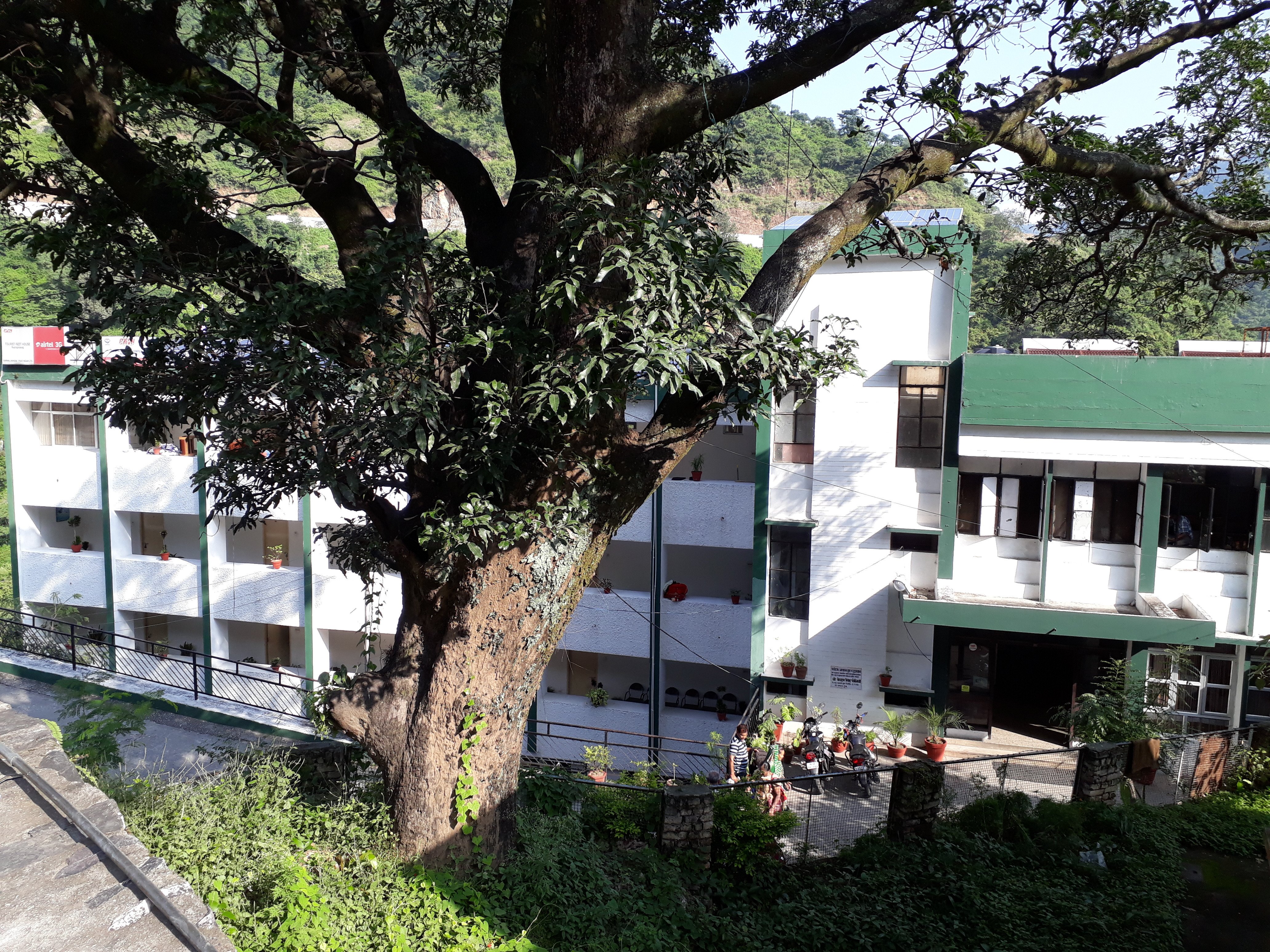 Rudra Complex Rudraprayag-浴室