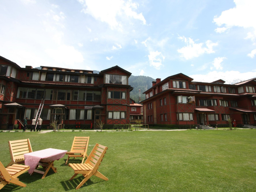 帕哈甘酒店住宿-Pahalgam Hotel