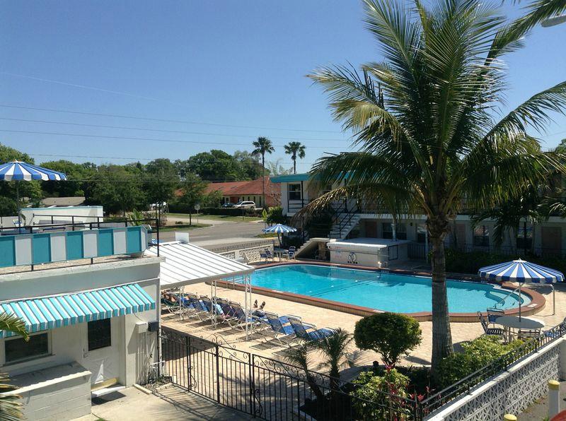 Belleair Village Motel-官方