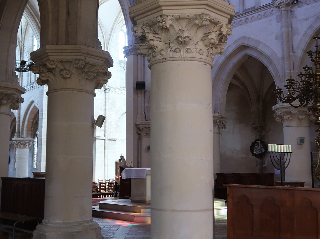 Église Saint-Pierre景点图片