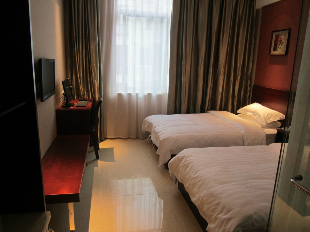 乐源居商务酒店