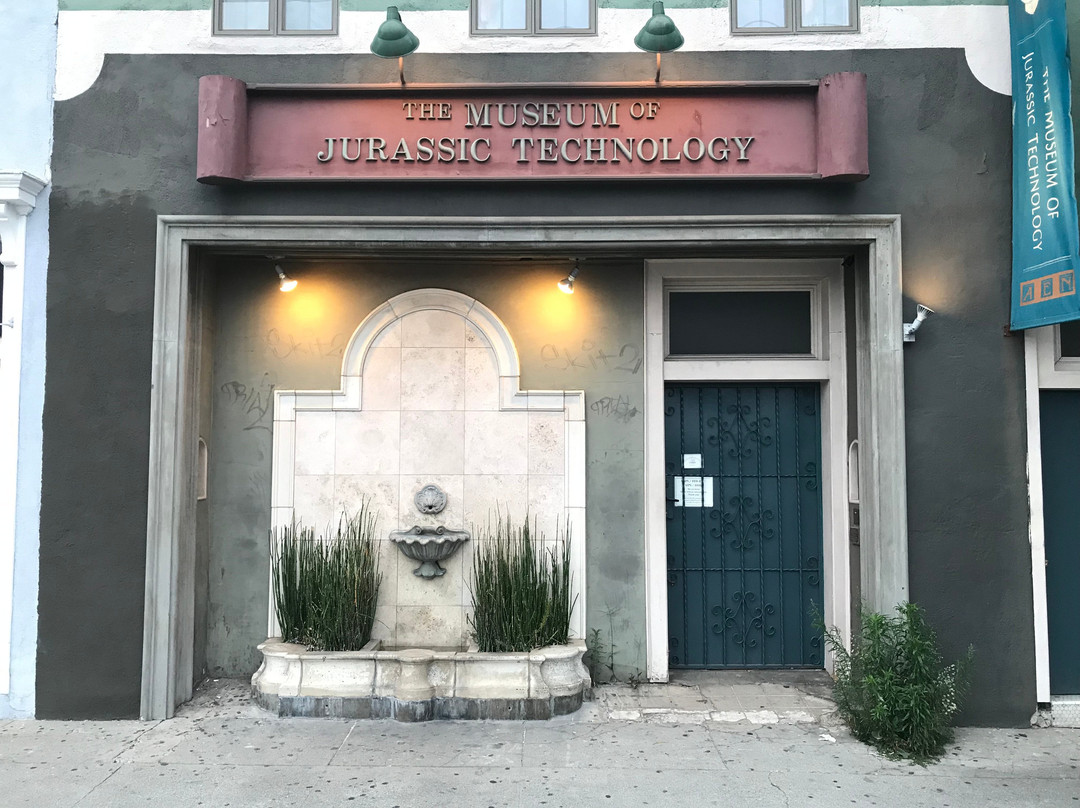 卡尔弗城旅游景点-Museum Of Jurassic Technology
