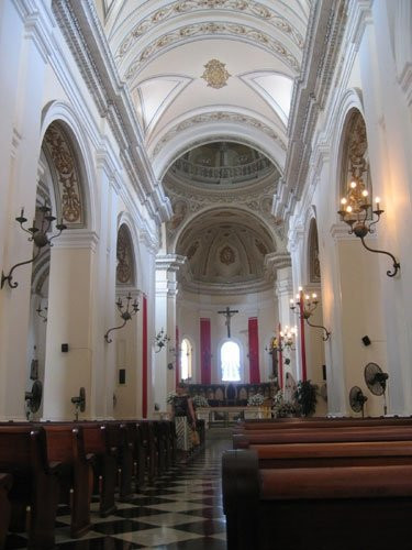 Iglesia del Espiritu Santo y San Patricio景点图片