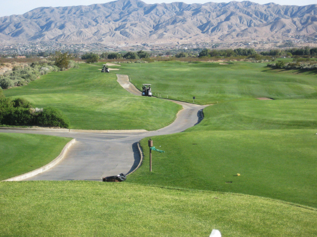 Desert Dunes Golf Course-沙漠温泉必去景点
