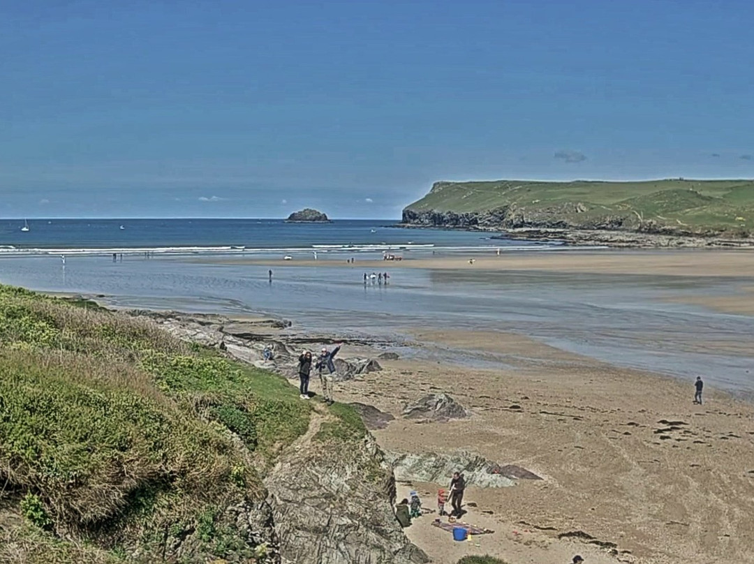 Polzeath Beach景点图片