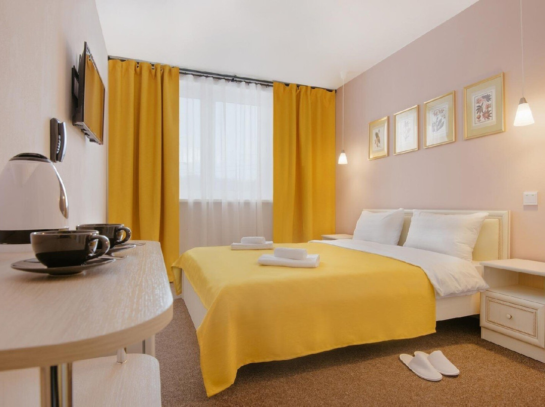 Melton Hotel主图
